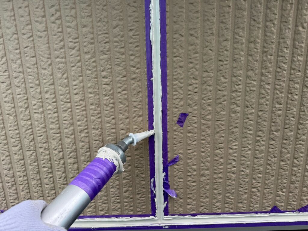 コーキング打ち込み