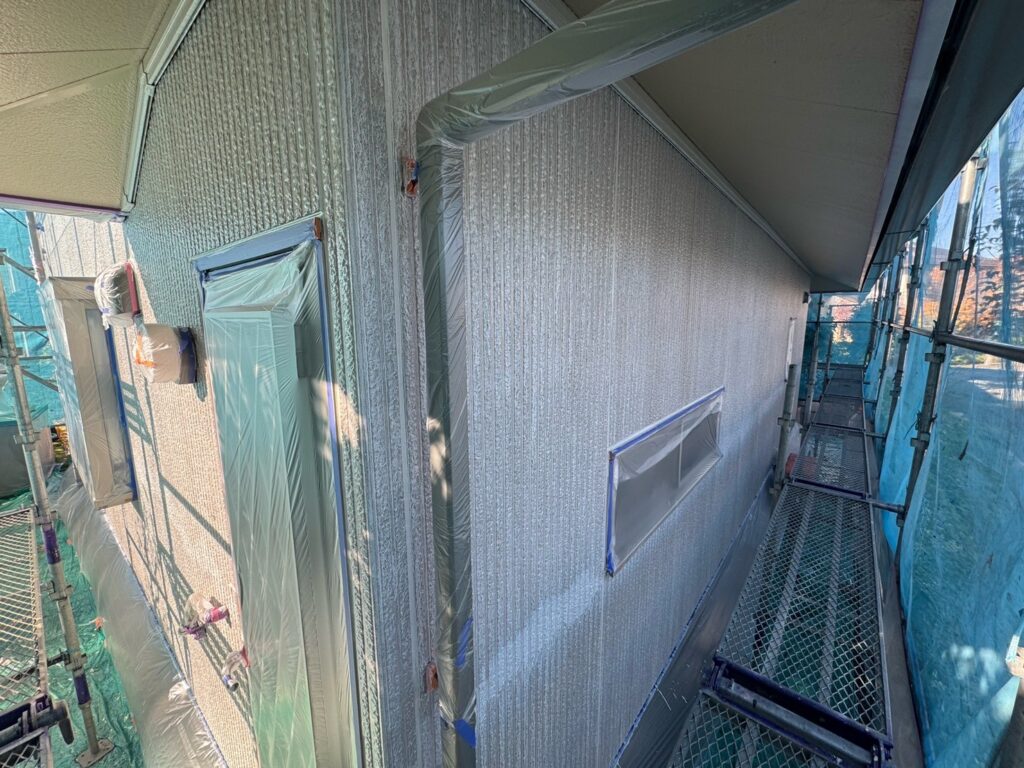 外壁下塗り（完了）