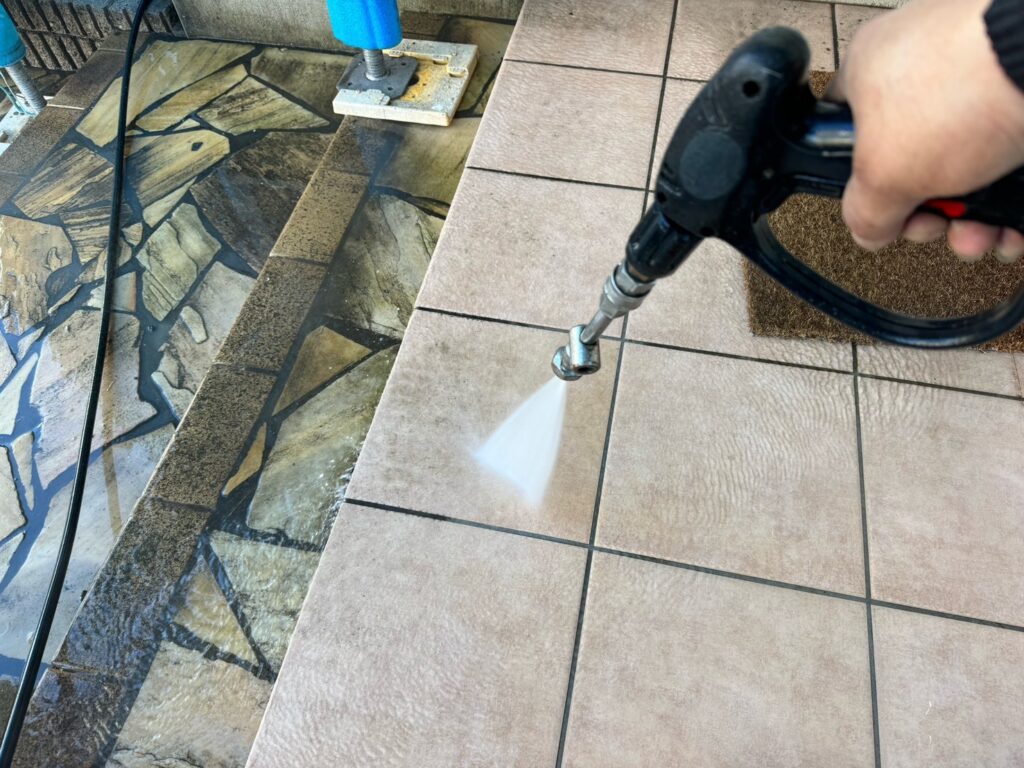 玄関タイル洗浄