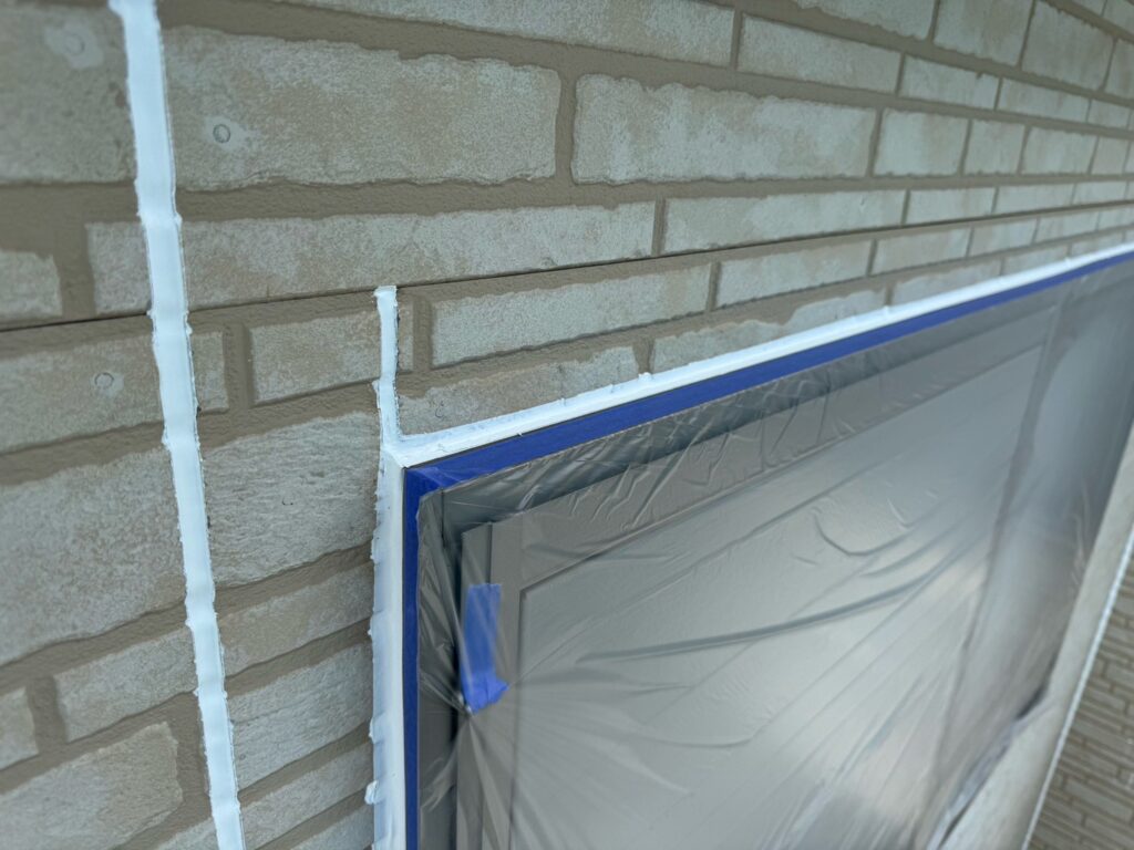 サッシ廻りコーキング（完了）