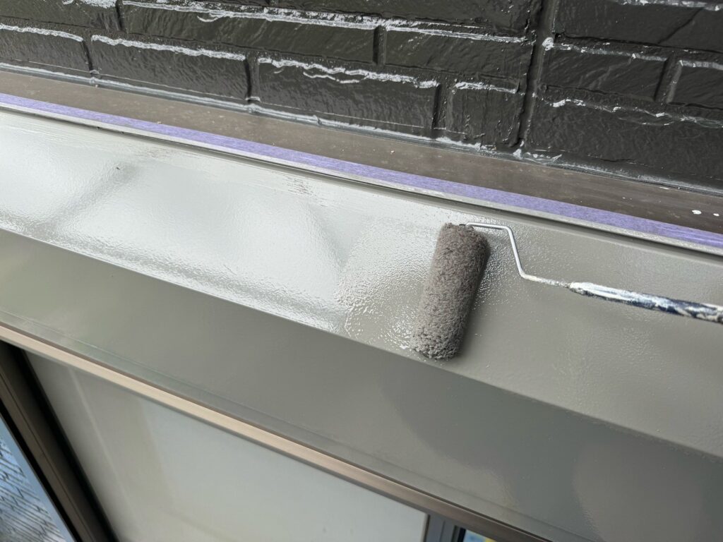 シャッターBOX上塗り