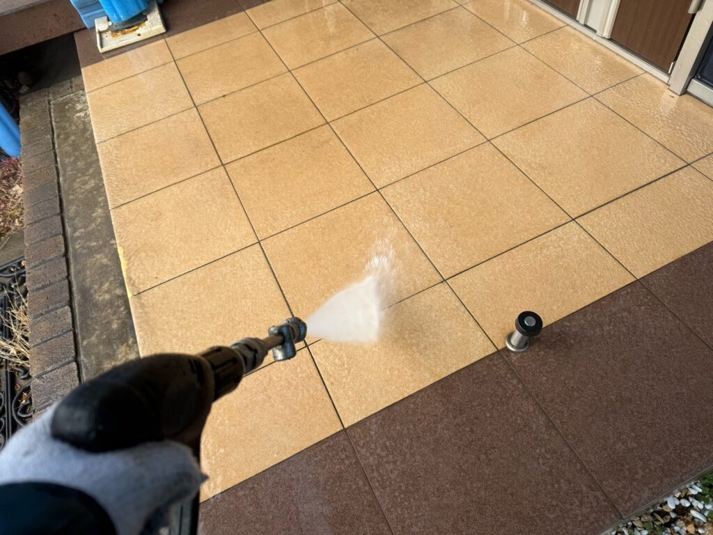 玄関タイル洗浄