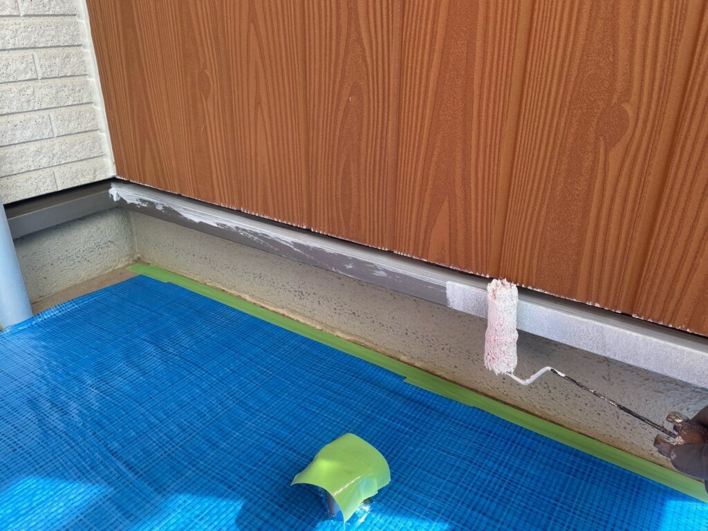 水切り：下塗り（さび止め）