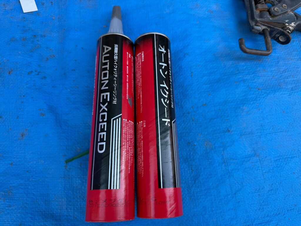 使用材料<br />
→コーキング材料<br />
（メーカー期待耐用年数～30年の材料です）