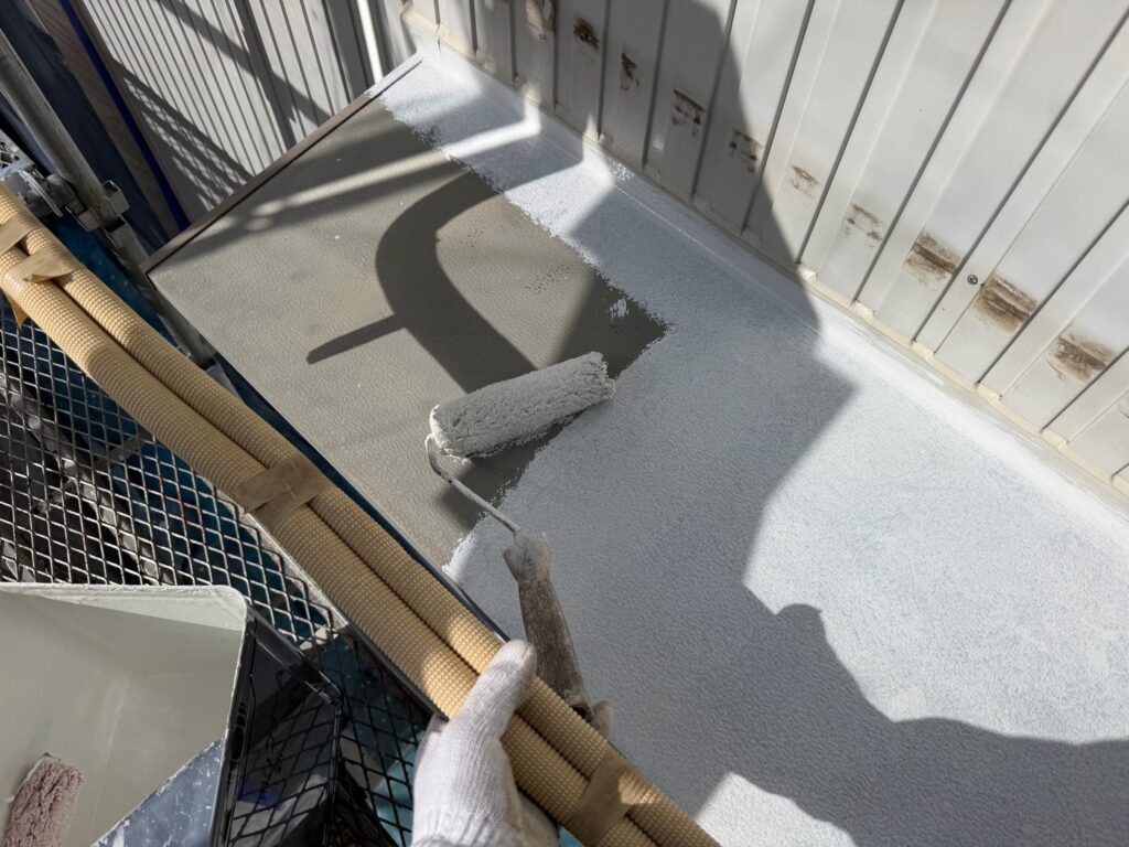 霧除け：下塗り（さび止め）